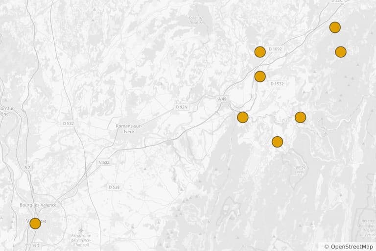 Map of the filming locations of A Little Something Extra (2024)